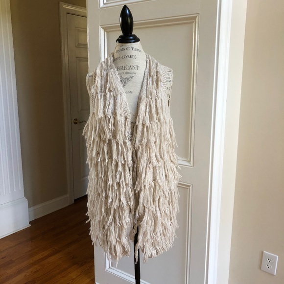 Shaggy Fringe Sweater Vest 4 Season Boho Festival - Picture 5 of 7